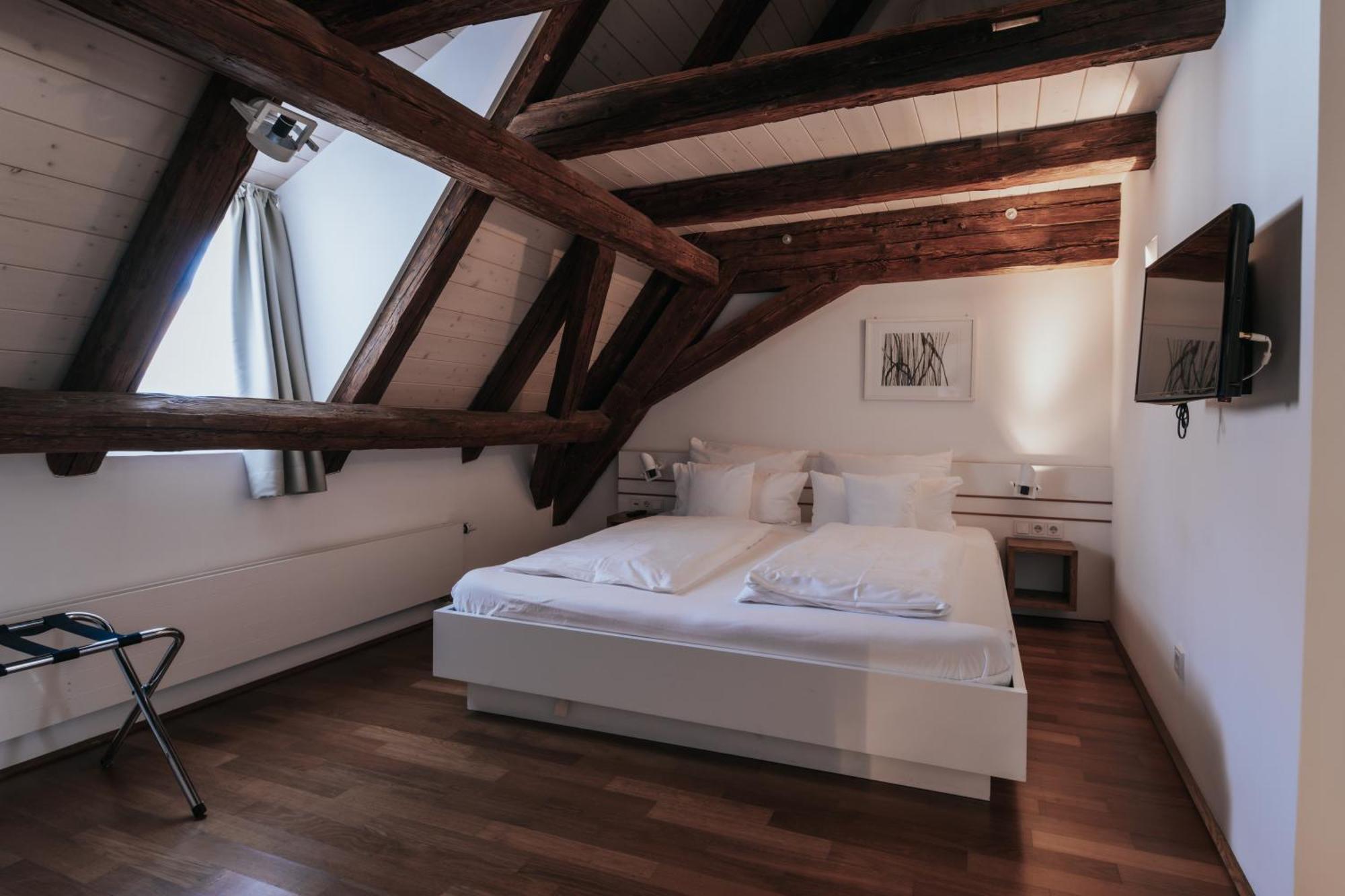 Design Hotel & Restaurant Loewen Ulm Eksteriør bilde
