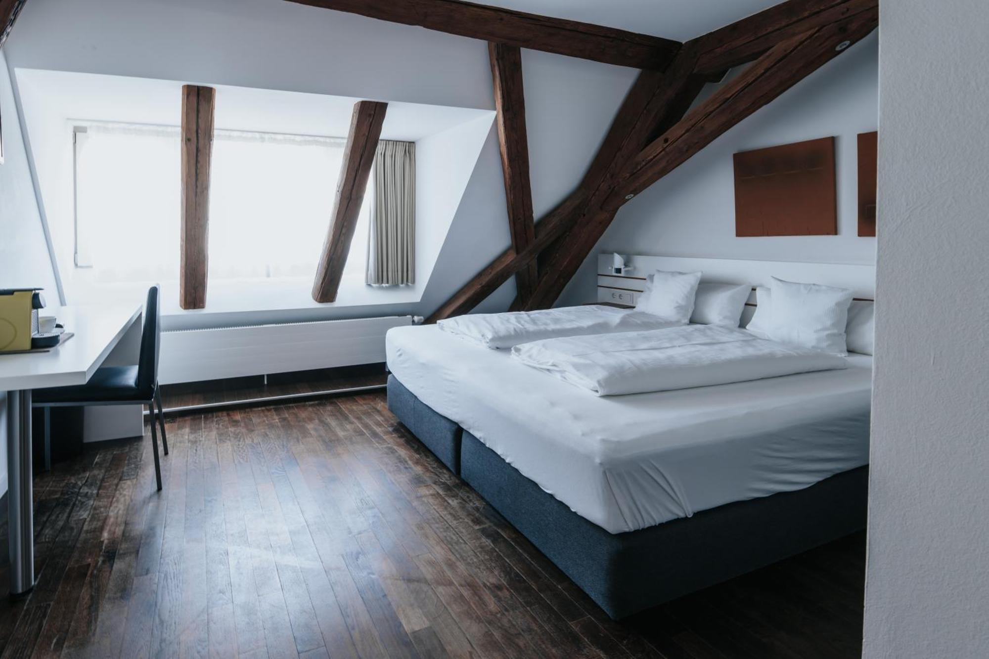 Design Hotel & Restaurant Loewen Ulm Eksteriør bilde
