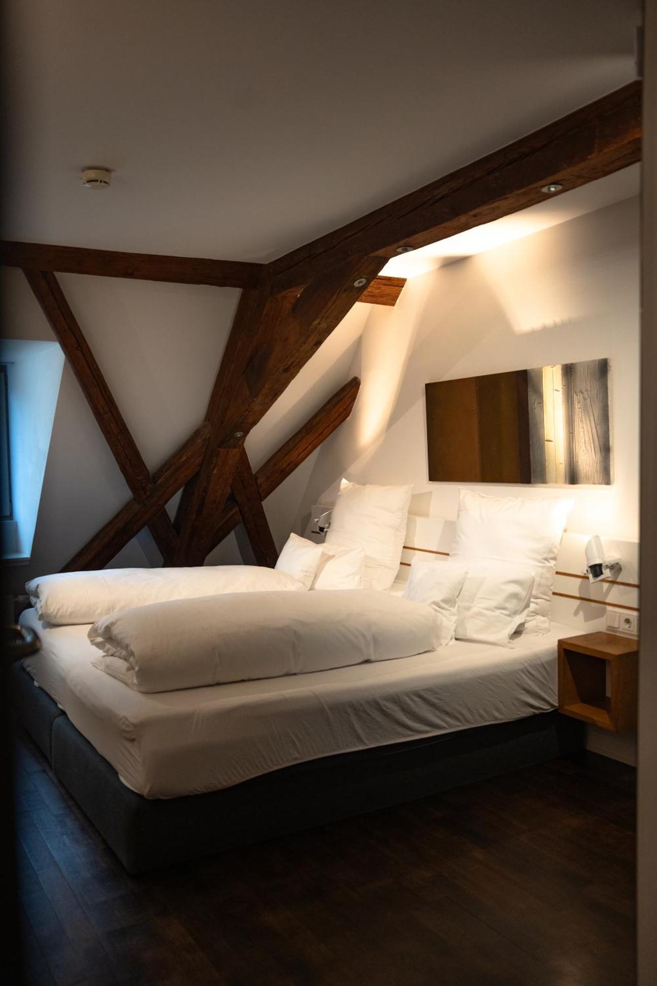 Design Hotel & Restaurant Loewen Ulm Eksteriør bilde